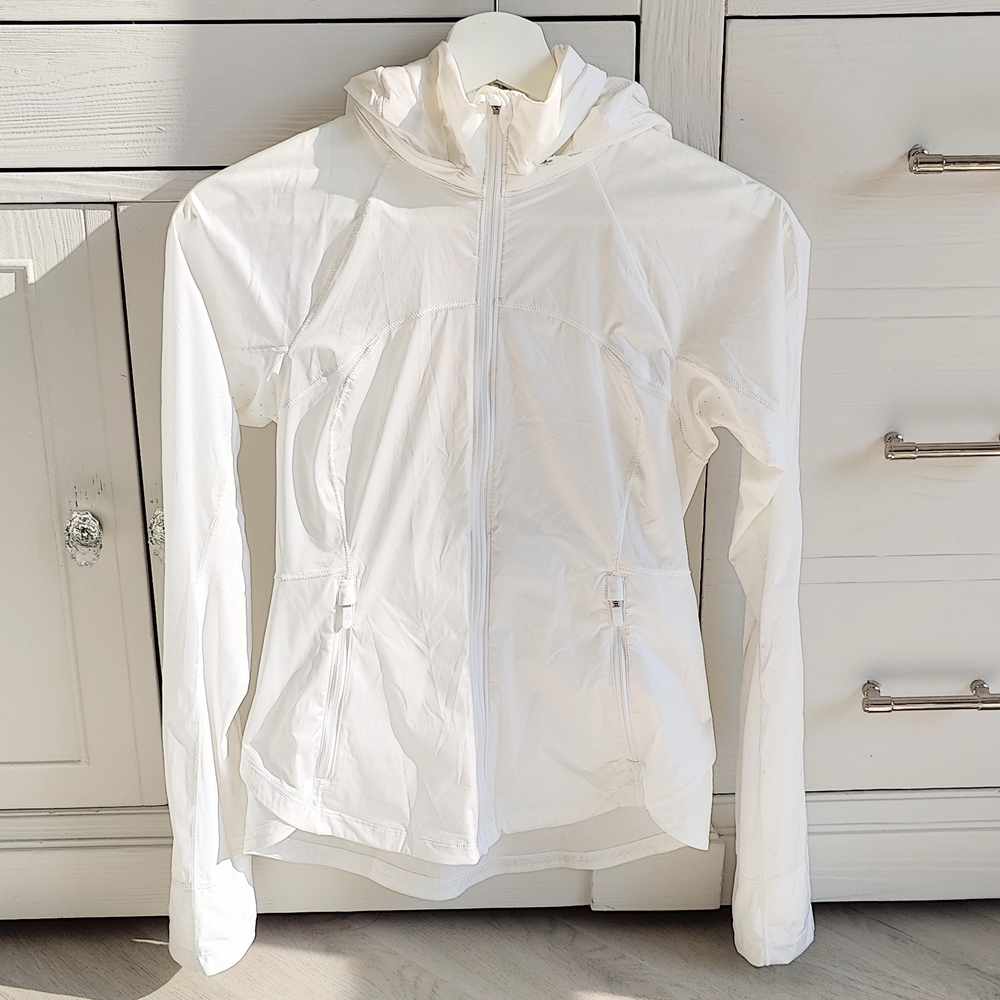 Lululemon Women's White Hooded Light Windbreaker Jacket Size XXS